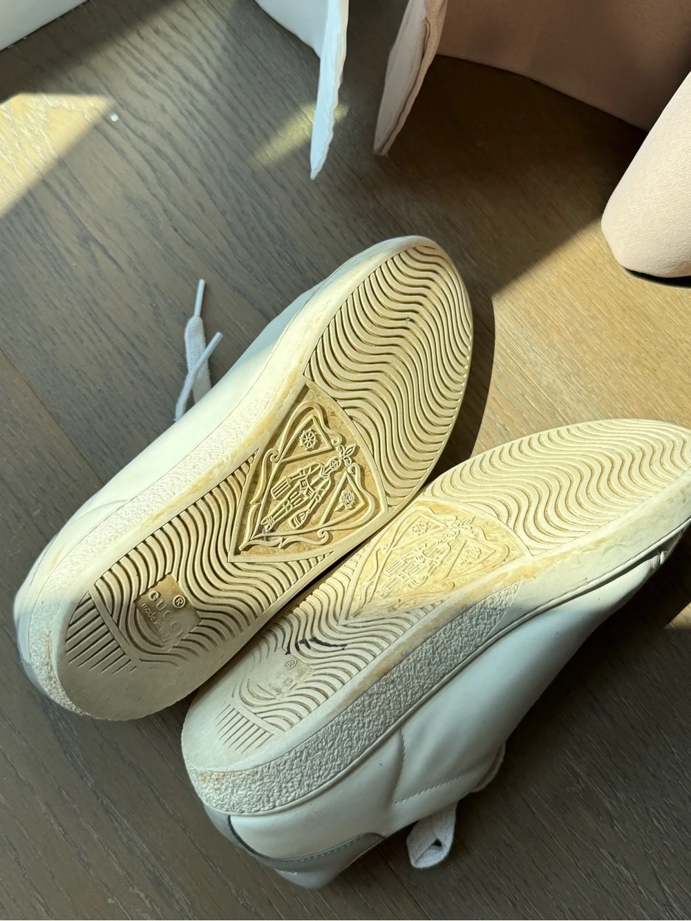 Gucci Off-White Leather Sneakers
